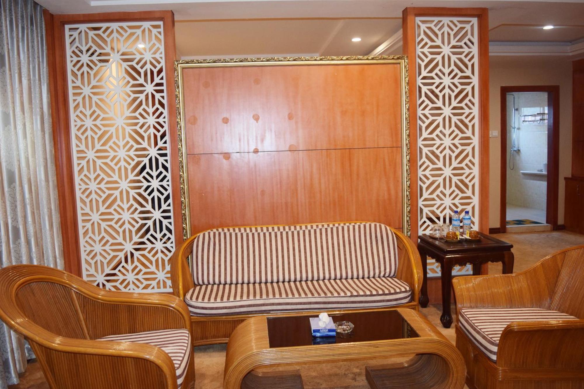 Dansavanh Vientiane Hotel Exterior foto