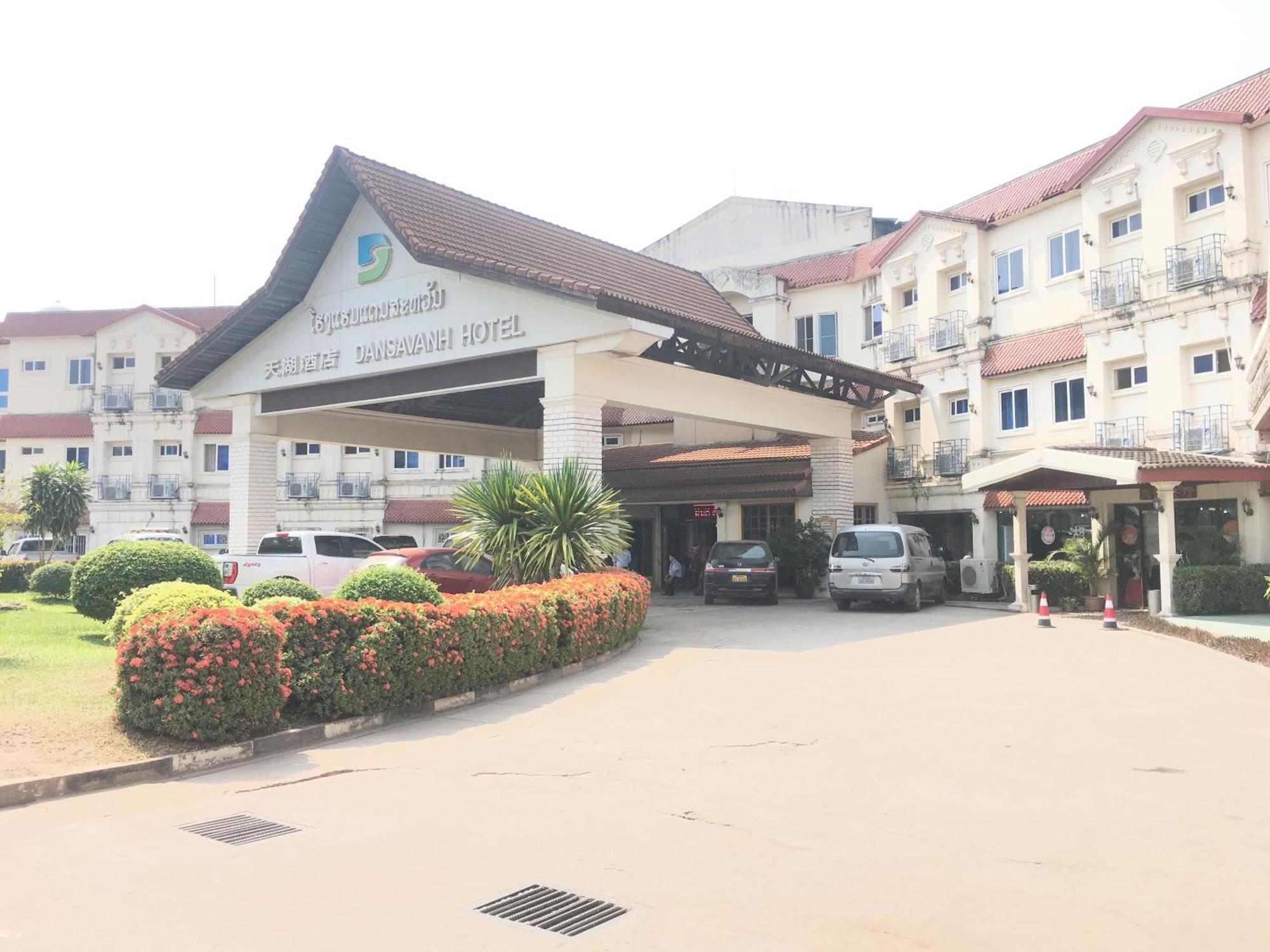 Dansavanh Vientiane Hotel Exterior foto